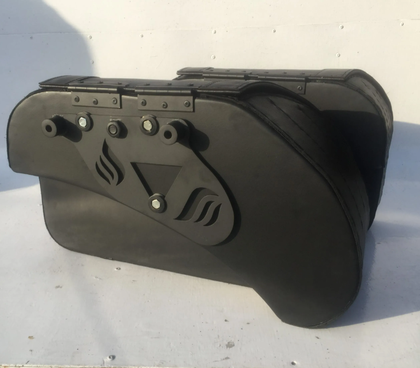 426F3- Saddleline Harley-Davidson Softail Deluxe FLD and FLDE Saddlebags With Quick Mounting. ( Fitment 2018-2019-2020-2021). - Image 7