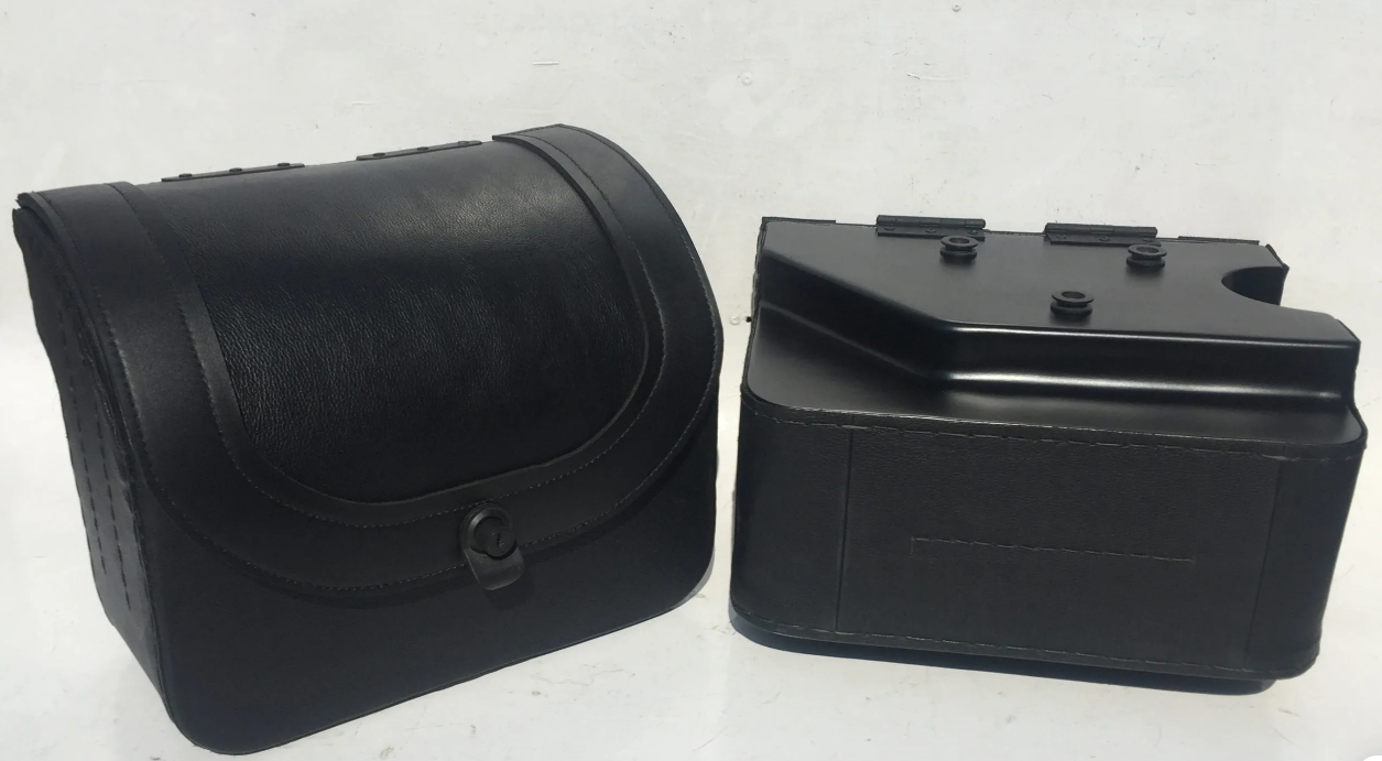903L- SADDLELINE Harley-Davidson Softail Blackline FXS Lockable Saddlebags With Quick Disconnect Mounting. - Image 6