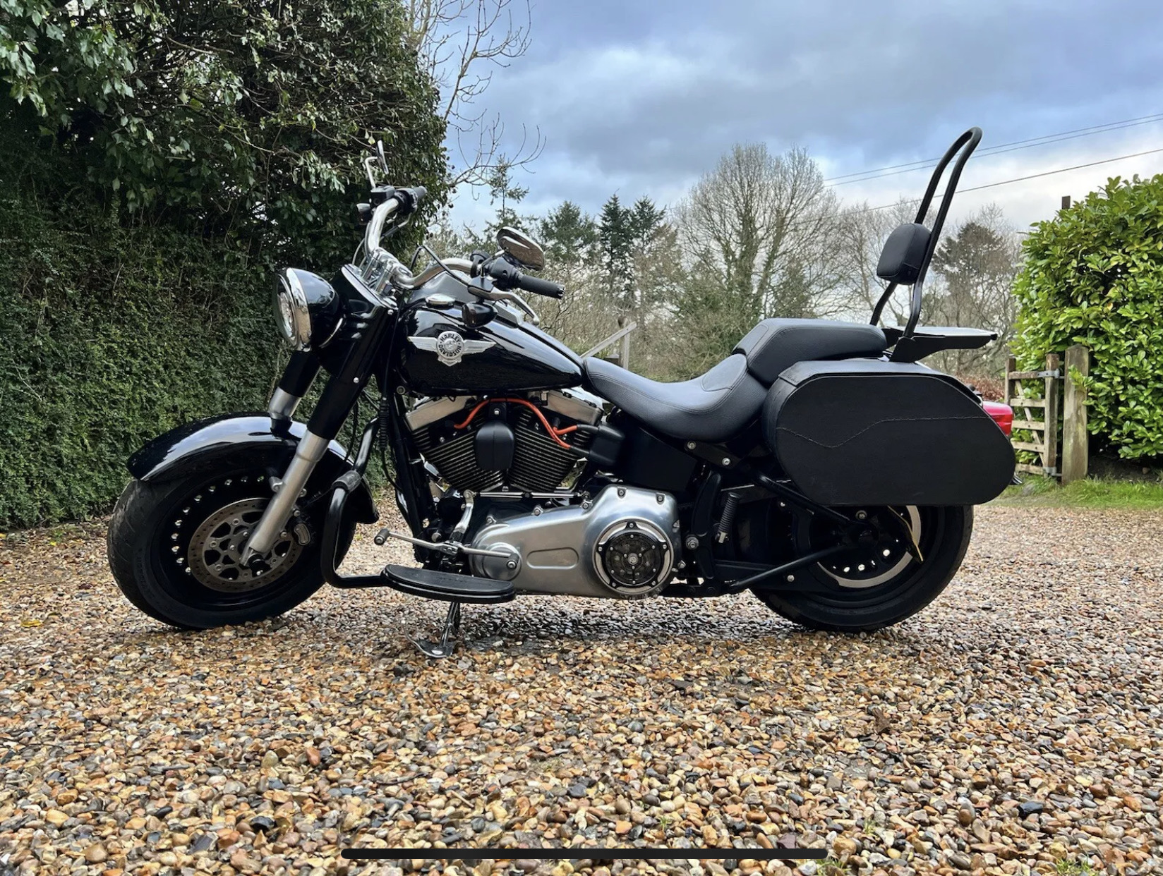 102- Saddleline Harley-Davidson Softail Fat boy FLSTF LOCKABLE Saddlebags (Large size) With Quick Disconnect Mounting.