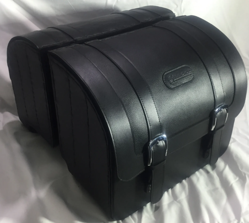 445F-Saddleline Harley-Davidson Softail Fat Boy FLFB AND FLFBS Leather Saddlebags ( 2018 to 2024) With Quick Detaching Mounts. - Image 5