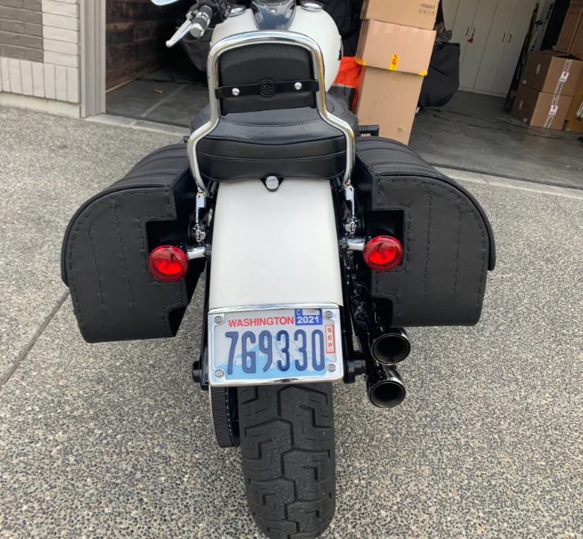 410F- Saddleline Harley_Davidson Softail Slim FLS & FLSS Saddlebags With Quick Detach Mounts. Fitment: 2012 TO 2017 - Image 2