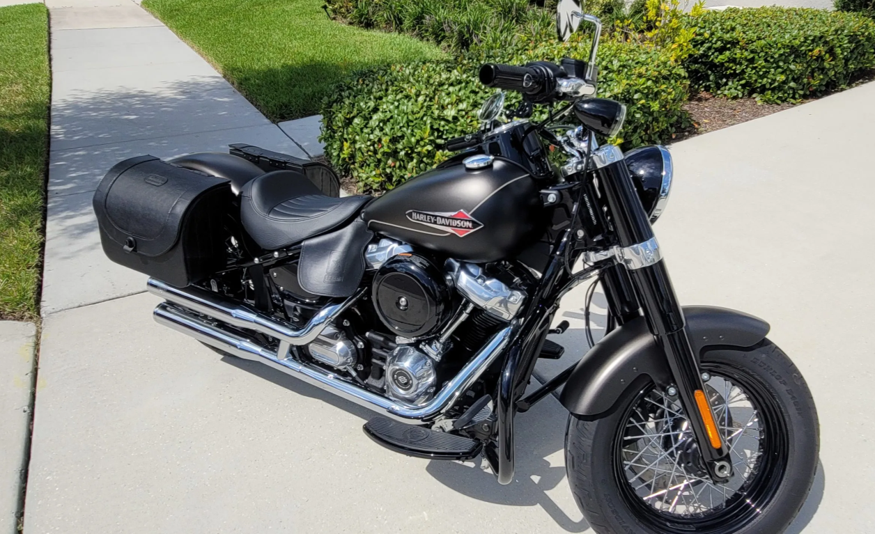 409L-Saddleline Harley_Davidson Softail Slim FLS & FLSS Saddlebags /Quick Detach Mounts/Lockable. (Years 2012-2017) - Image 8