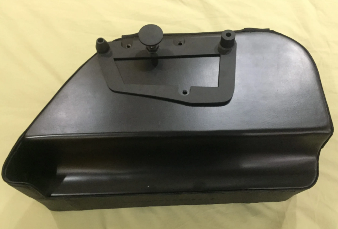102L-Saddleline Harley-Davidson Softail Standard FXST and FXSTI Saddlebags with Quick Disconnect Mounts. 2000 T0 2008 - Image 7