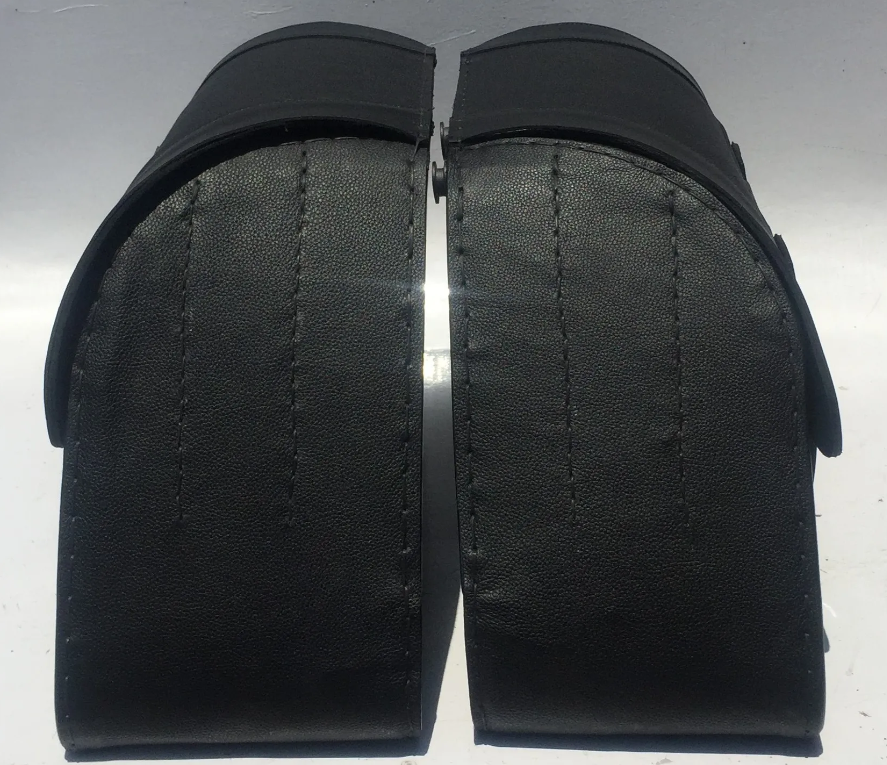 580F- Saddleline Harley-Davidson Softail Springer FXSTS & FXSTSI Saddlebags With Quick detaching Mounting Hardware. - Image 5