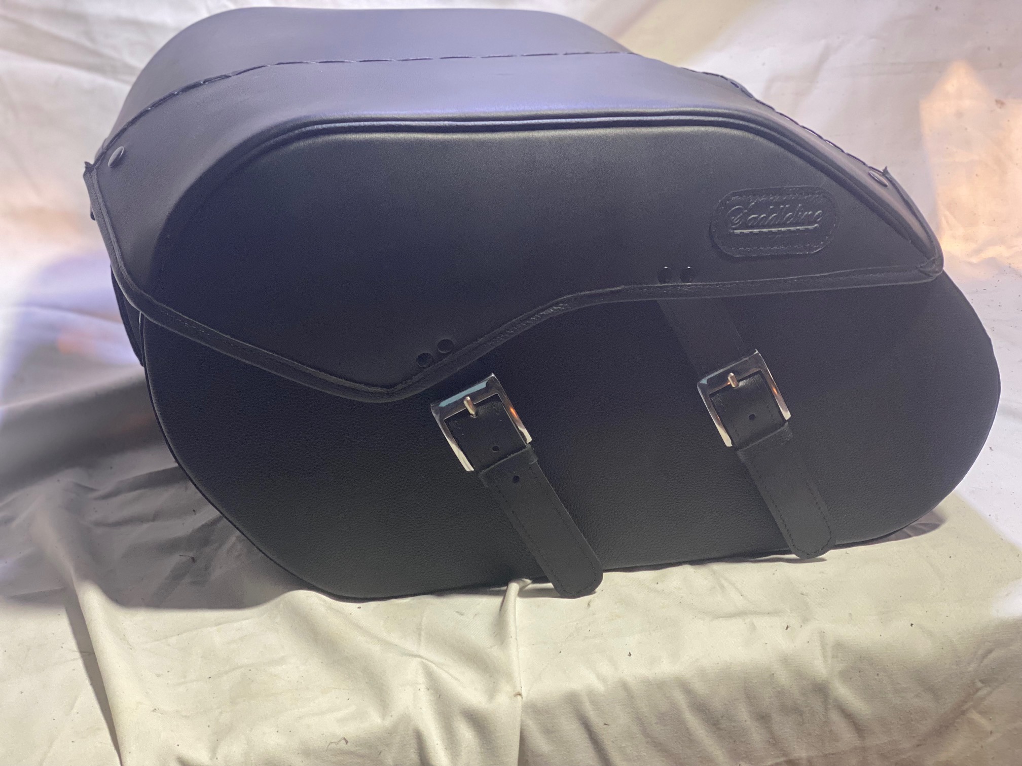 102L-Saddleline Harley-Davidson Softail Standard FXST and FXSTI Saddlebags with Quick Disconnect Mounts. 2000 T0 2008 - Image 6