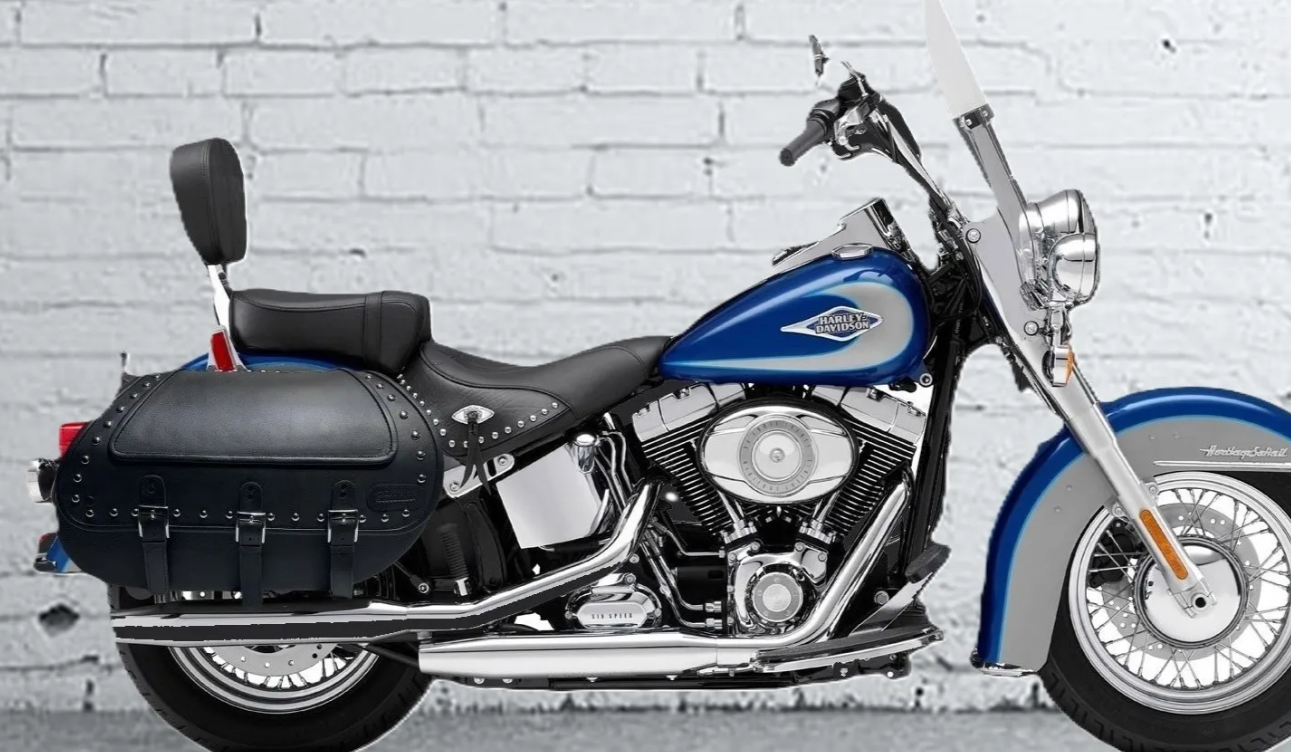 708STD- Saddleline Harley-Davidson FLSTC & FLSTCI Heritage Softail Classic Saddlebags with complete mounting hardware.