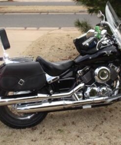 YM100- Saddleline Yamaha 650 Classic Leather Saddlebags with Quick Detaching Mounting.
