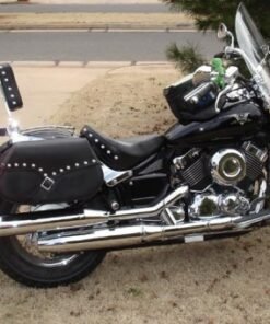 YM300-Saddleline Yamaha 650 Classic Leather Saddlebags with Quick Detaching Mounting.