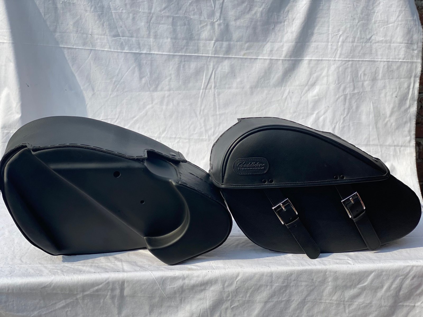 SP200TDF- Saddleline Harley Davidson Sportster XL883C XL883R XL883L Saddlebags (Teardrop ) For with Quick Disconnect Mounting. - Image 5