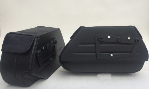 YM200-Saddleline Yamaha 650 Classic Leather Saddlebags with Quick Detaching Mounting. - Image 2