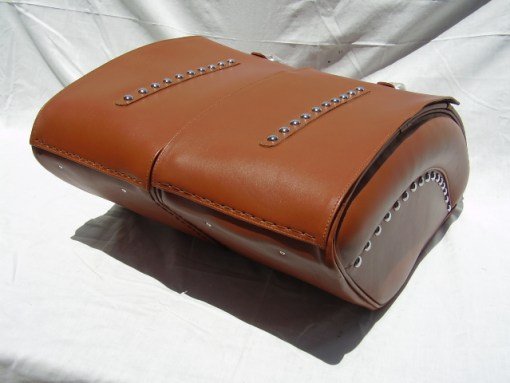 1433- Saddleline Kawasaki Vulcan Drifter 1500 Saddlebags with Solo Seat Cover . - Image 5