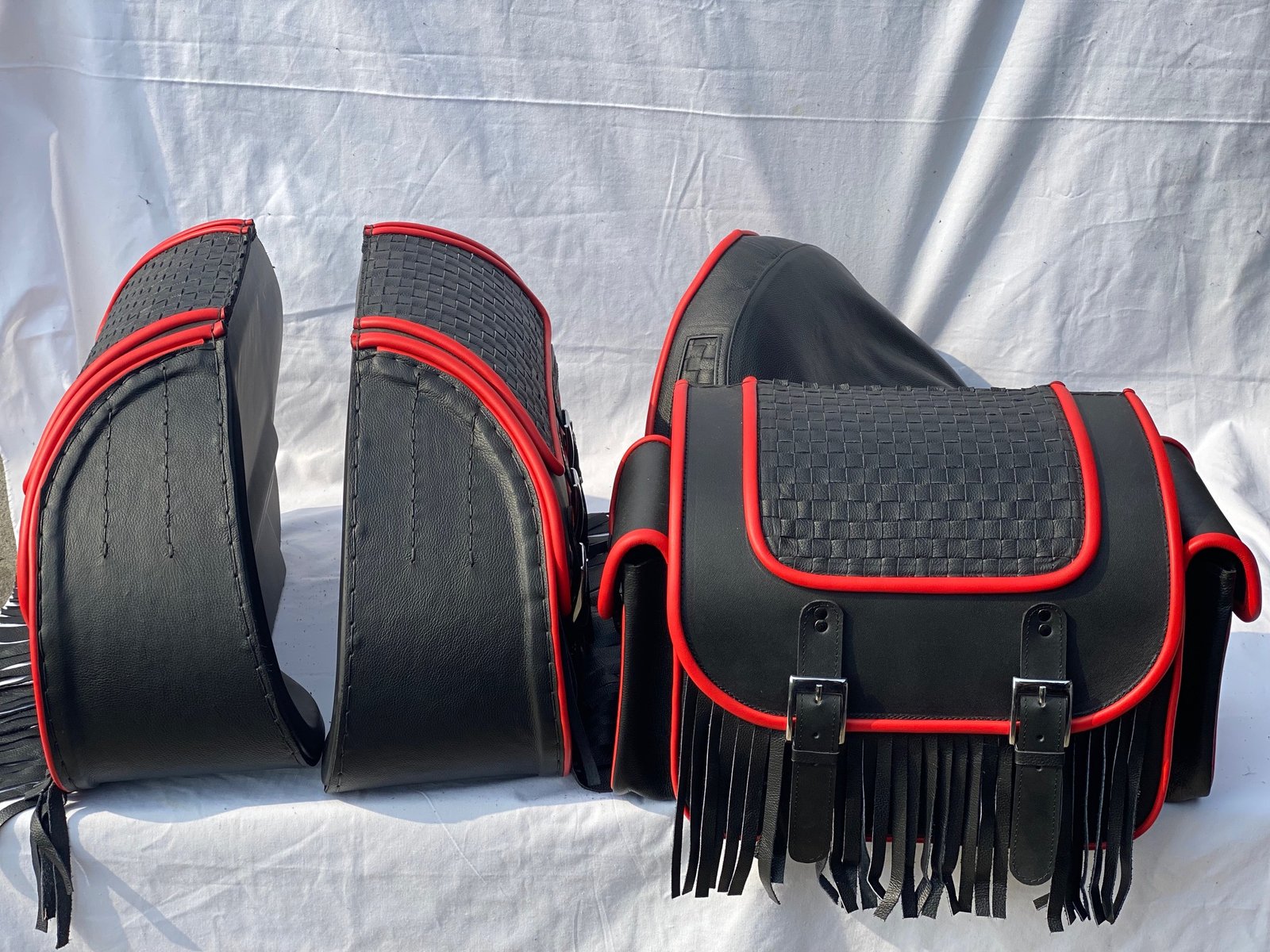 622-BF4- Saddleline Harley-Davidson Heritage Springer FLSTS & FLSTS Saddlebags, seat cover, handlebag,luggage bag with complete mounting.