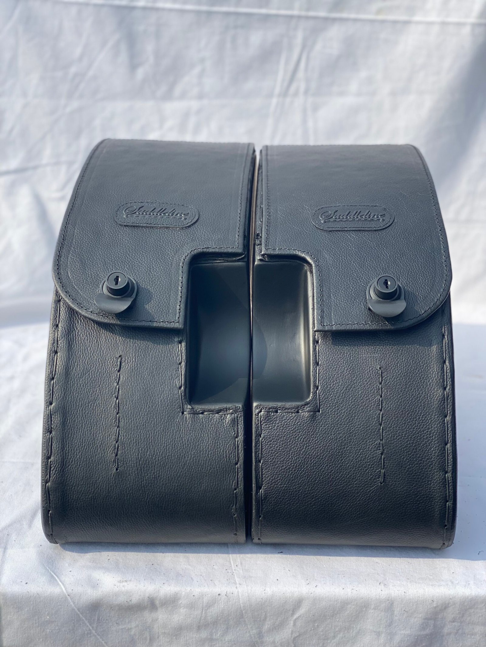 413F2B-Saddleline Harley_Davidson Softail Slim FLSL Saddlebags Locking With Quick Detach Mounts. (Years 2018 Onwards) - Image 5