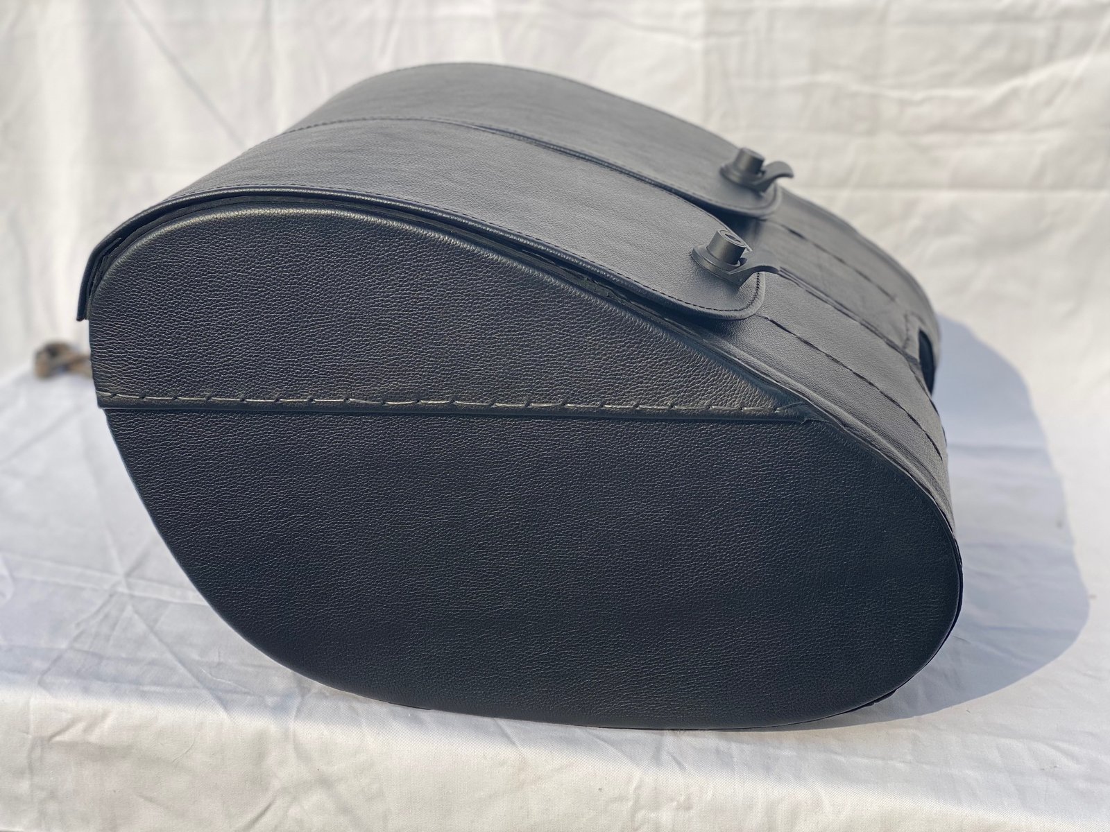 422F2B-Saddleline Harley_Davidson Softail Slim FLS AND FLSS Saddlebags Locking With Quick Detach Mounts. 2012-2017 - Image 6