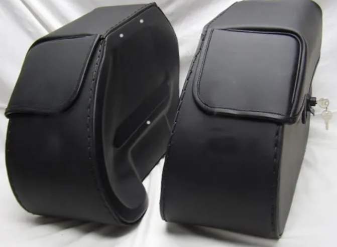 706L- Saddleline Harley Davidson FLSTC Softail Heritage Classic Hard body leather saddlebags With Mounting. - Image 2