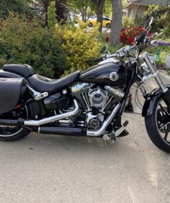 440L- Saddleline Harley-Davidson Softail Breakout FXSB / FXSBSE Saddlebags With Quick Disconnect Mounts.