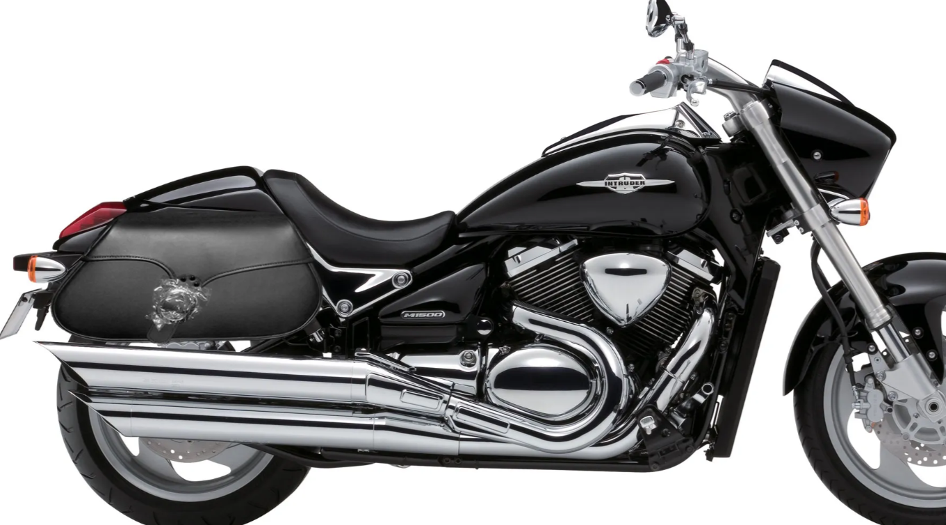 105. VL-100 SUZUKI BOULEVARD M1500