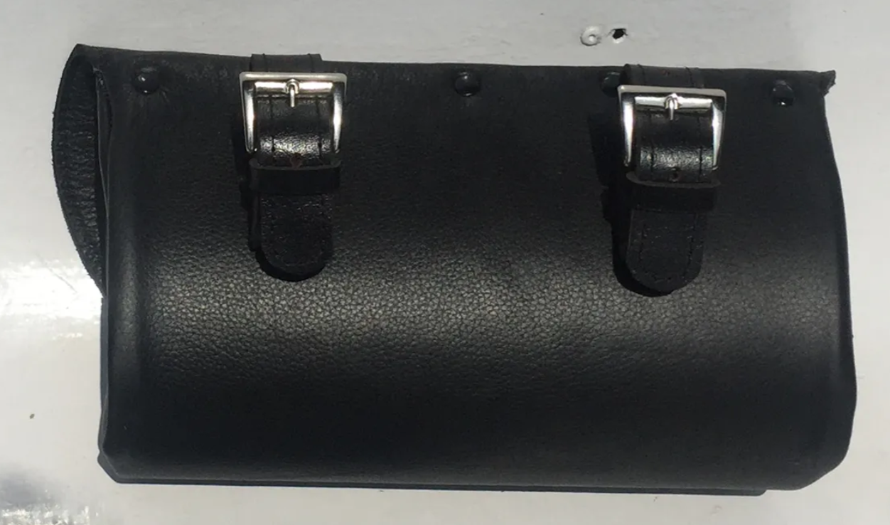 1601- HANDLE BAR TOOL BAG STUDDED - Image 2