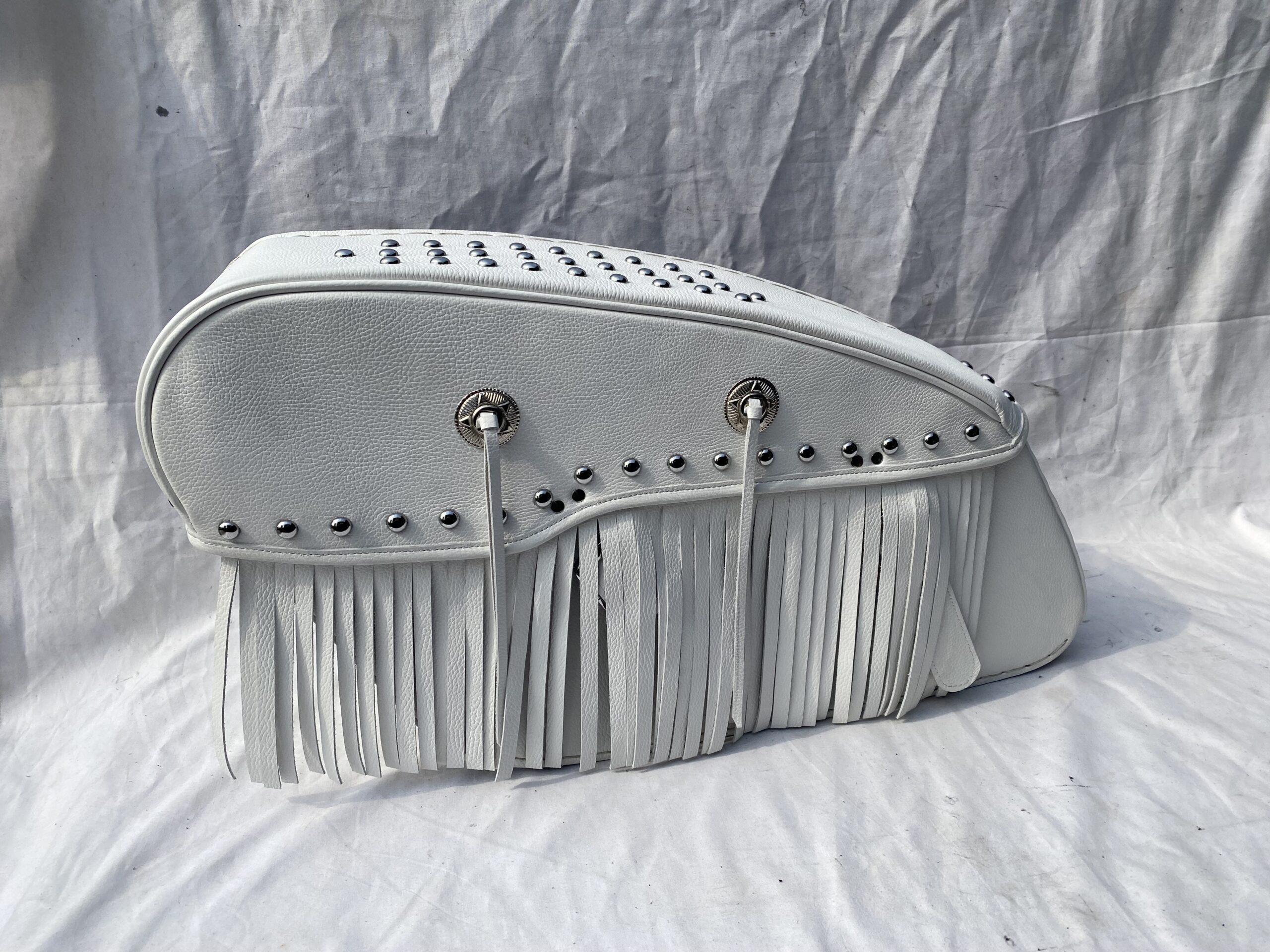 1001FWT- Saddleline Harley Davidson Saddle Bag for Road King, Road King Classic, Road Glide & Street Glide (Custom) - Image 2